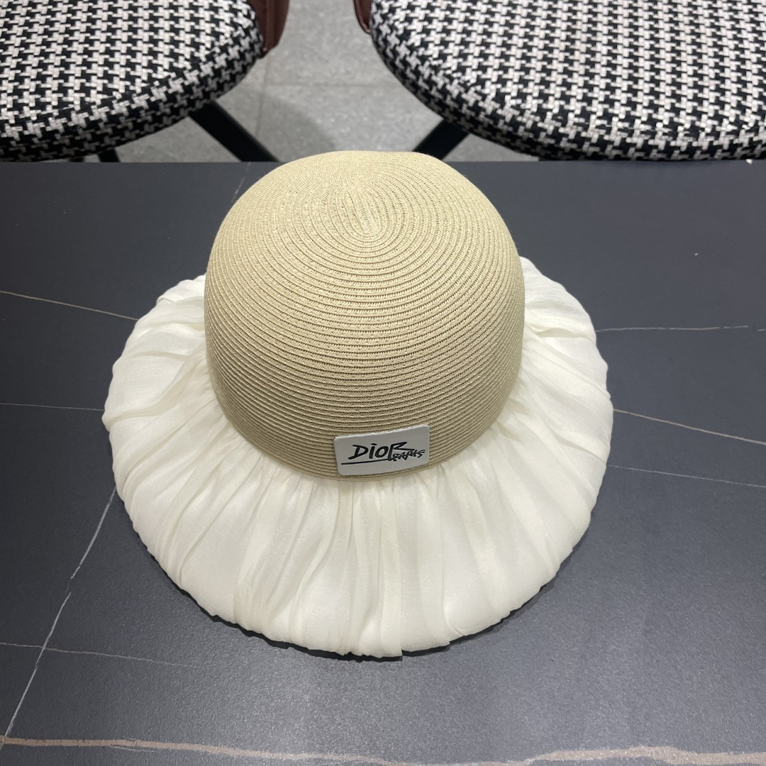 迪奥Dior大檐防晒盆帽渔夫帽防紫外线太阳帽韩版
优雅蝴蝶结遮阳草帽女夏季