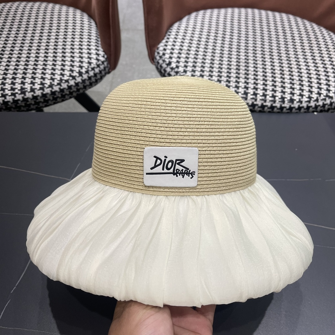 迪奥Dior大檐防晒盆帽渔夫帽防紫外线太阳帽韩版
优雅蝴蝶结遮阳草帽女夏季