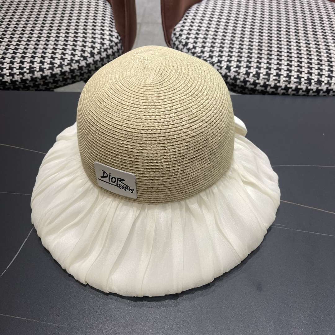 迪奥Dior大檐防晒盆帽渔夫帽防紫外线太阳帽韩版
优雅蝴蝶结遮阳草帽女夏季