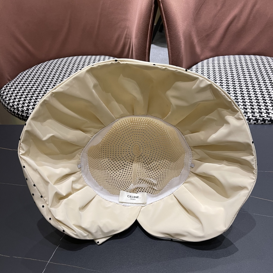  赛琳CELINE 春夏新款时尚波点大沿遮阳女渔夫帽度假遮脸防晒帽户外休闲太阳帽