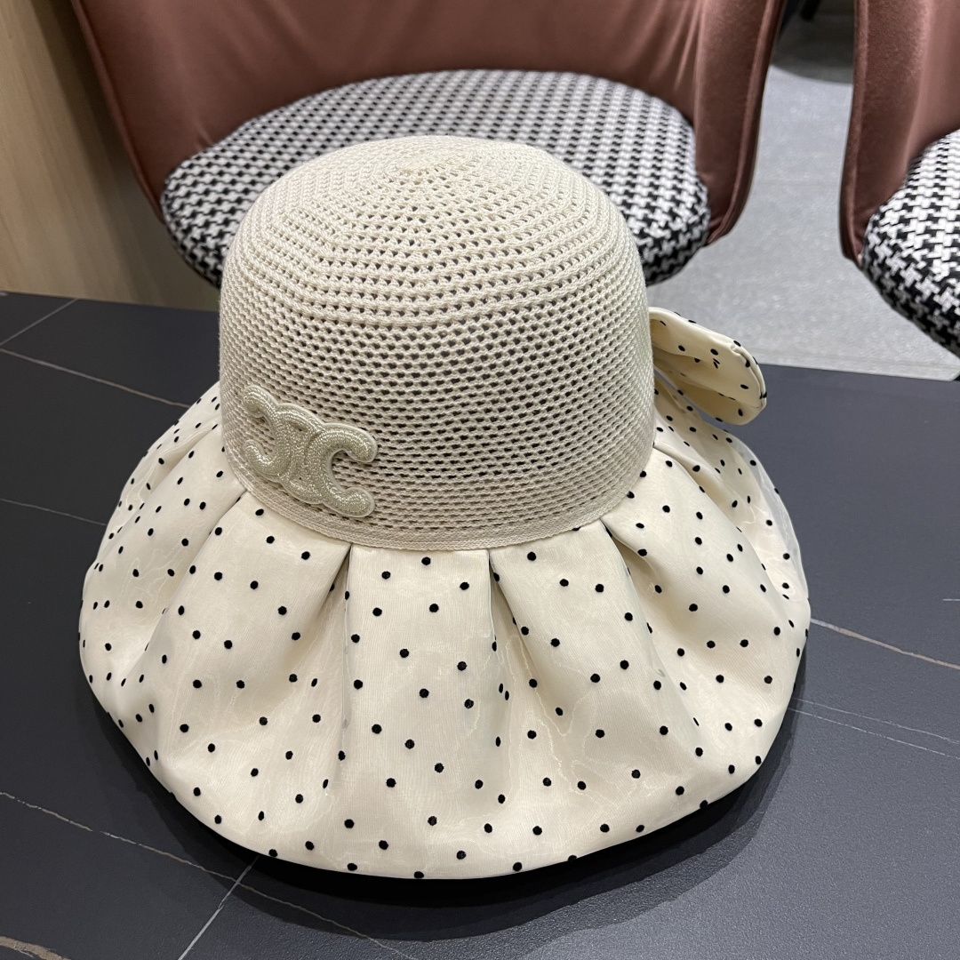  赛琳CELINE 春夏新款时尚波点大沿遮阳女渔夫帽度假遮脸防晒帽户外休闲太阳帽