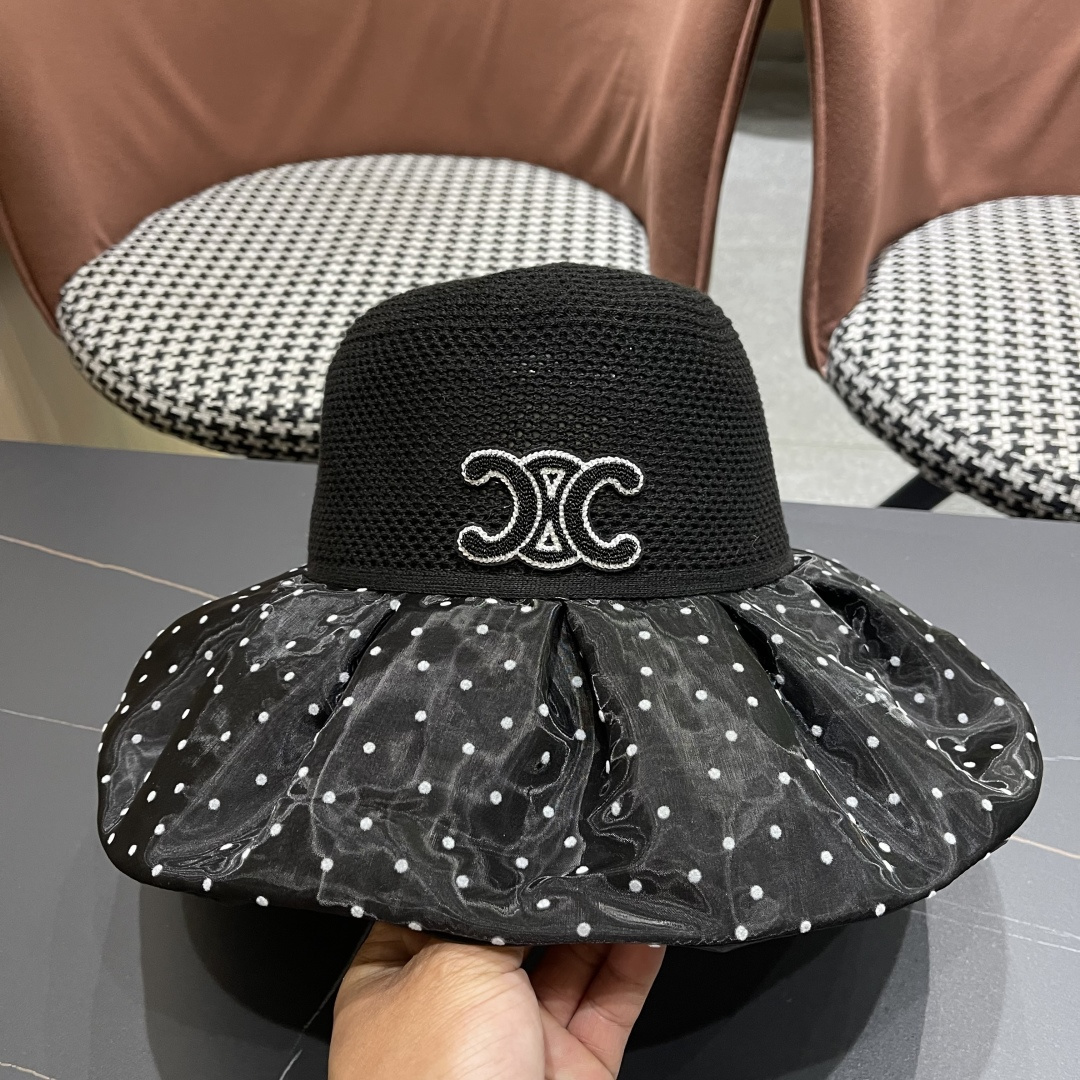  赛琳CELINE 春夏新款时尚波点大沿遮阳女渔夫帽度假遮脸防晒帽户外休闲太阳帽