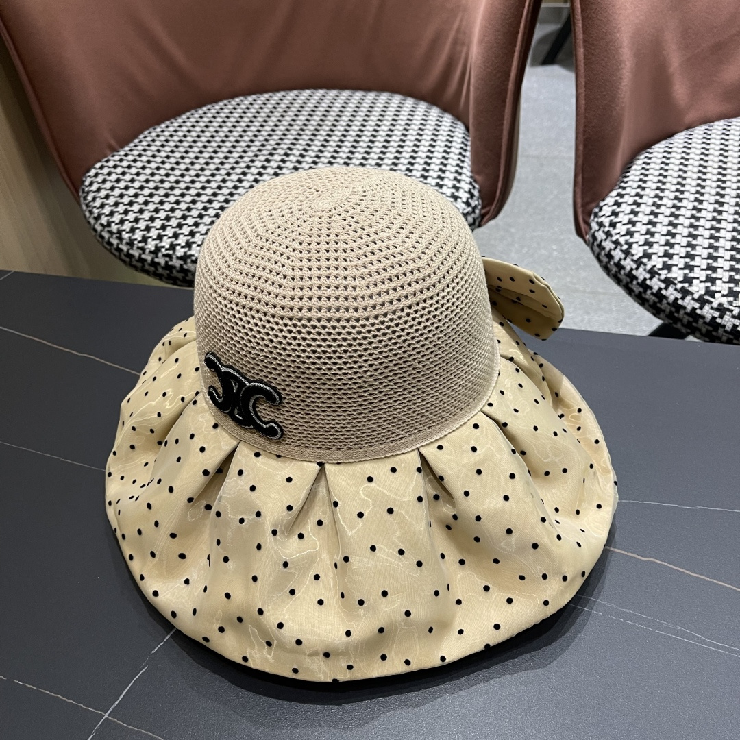  赛琳CELINE 春夏新款时尚波点大沿遮阳女渔夫帽度假遮脸防晒帽户外休闲太阳帽