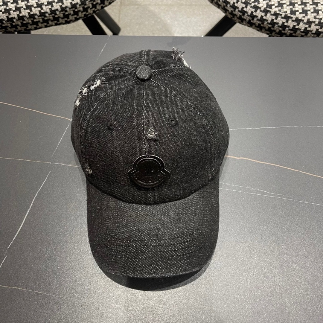  春夏新款 蒙口MONCLER牛仔破洞棒球帽，年轻时尚潮人穿搭色系，好看有质感！