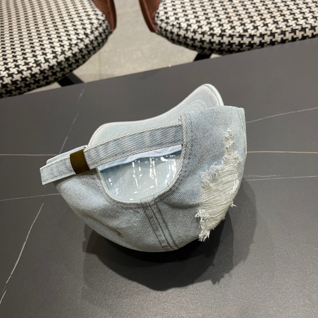  春夏新款 蒙口MONCLER牛仔破洞棒球帽，年轻时尚潮人穿搭色系，好看有质感！