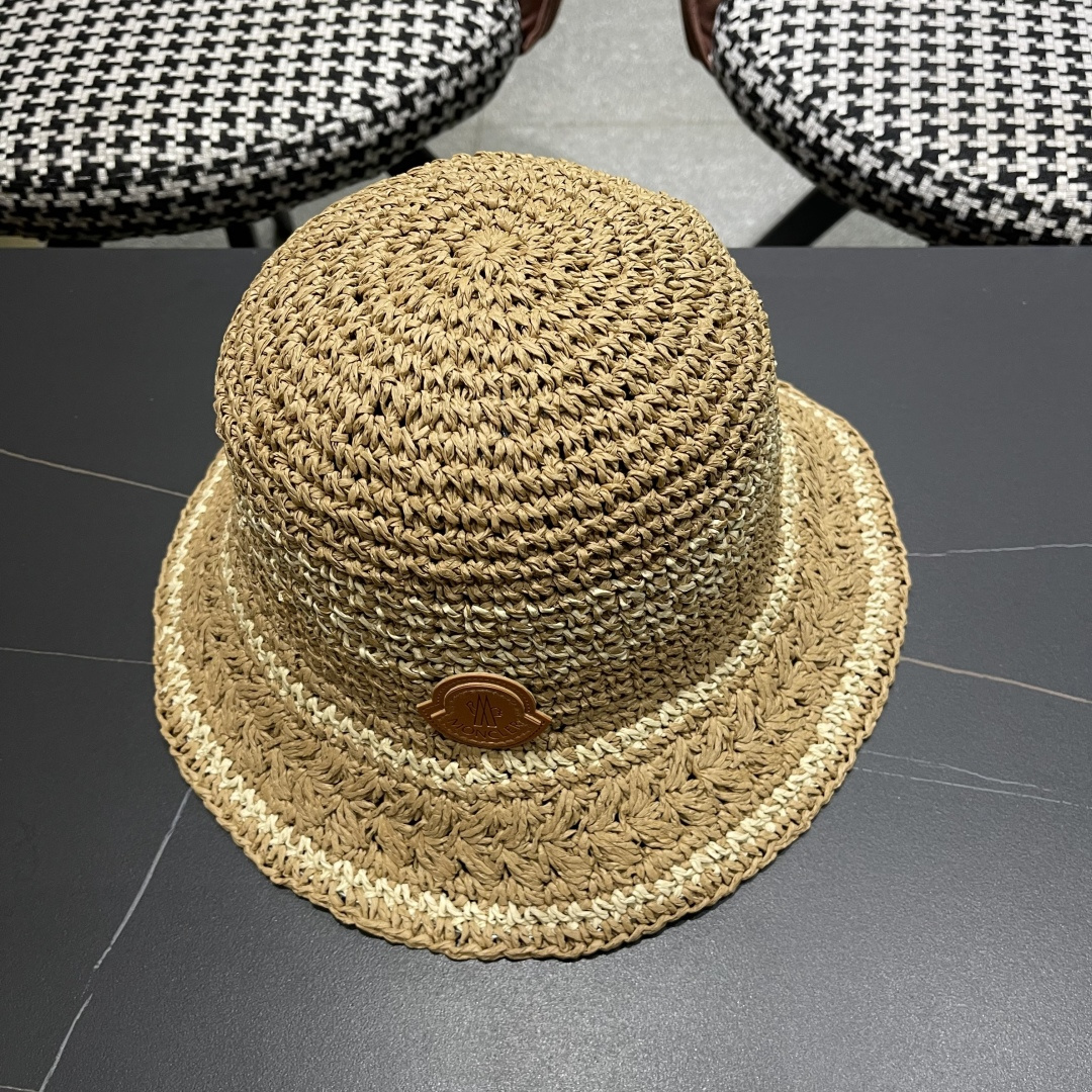  （蒙囗MONCLER海边度假条纹手工编织渔夫帽女夏法式镂空大帽檐遞阳防晒草帽
