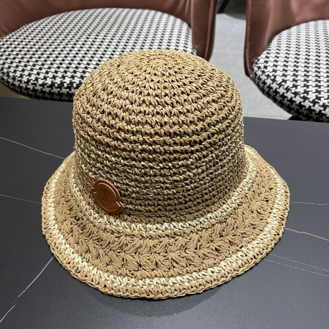  （蒙囗MONCLER海边度假条纹手工编织渔夫帽女夏法式镂空大帽檐遞阳防晒草帽
