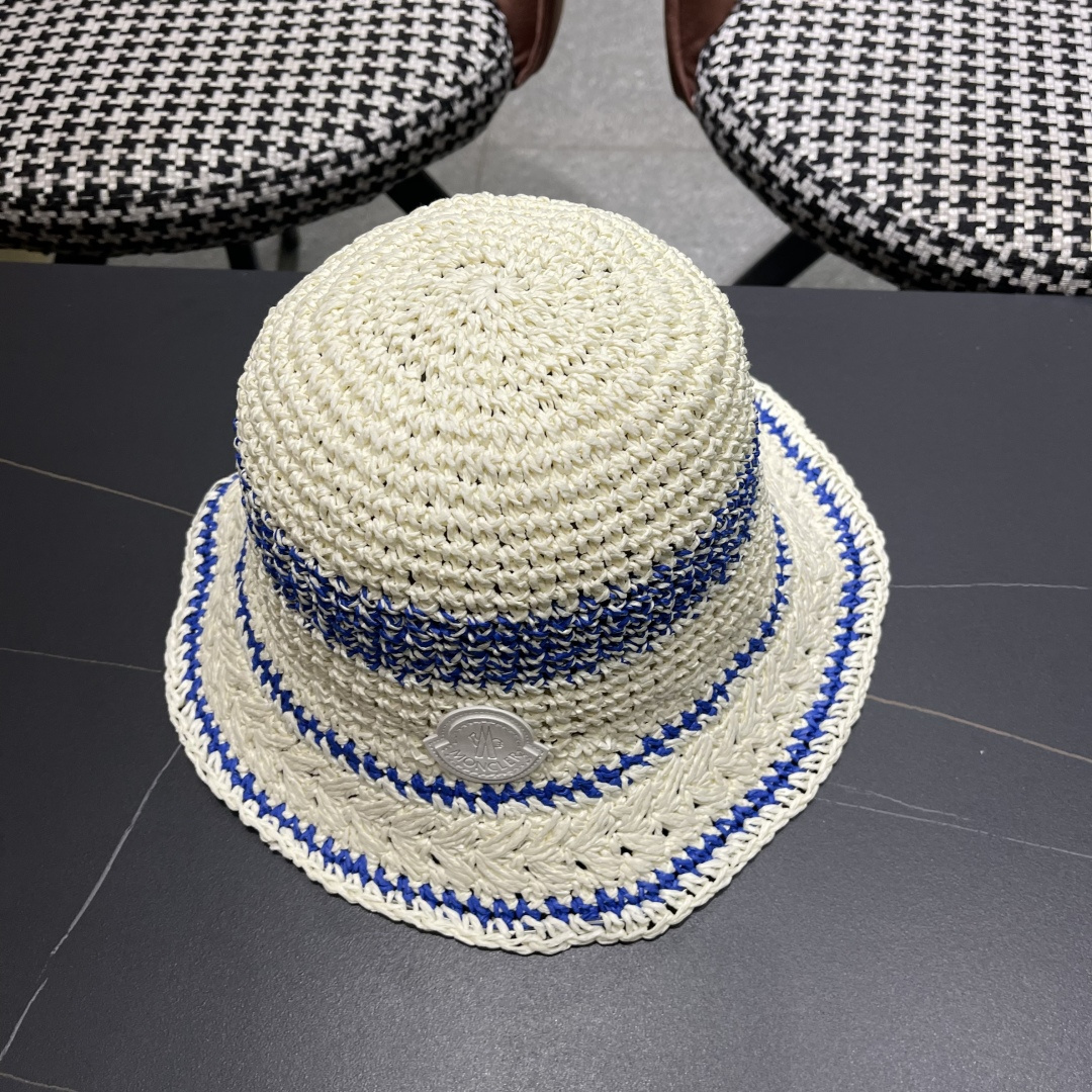  （蒙囗MONCLER海边度假条纹手工编织渔夫帽女夏法式镂空大帽檐遞阳防晒草帽
