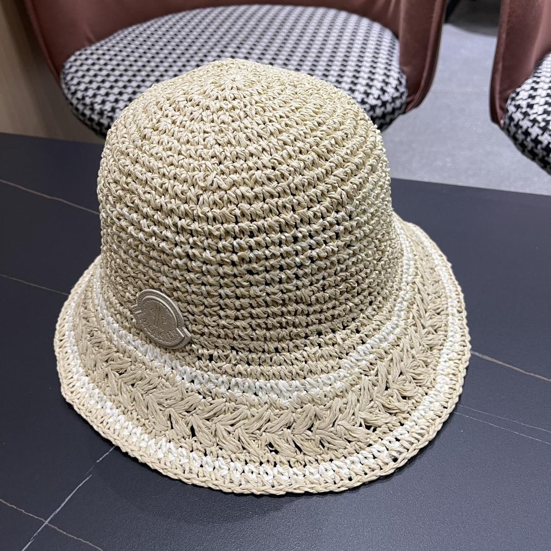  （蒙囗MONCLER海边度假条纹手工编织渔夫帽女夏法式镂空大帽檐遞阳防晒草帽
