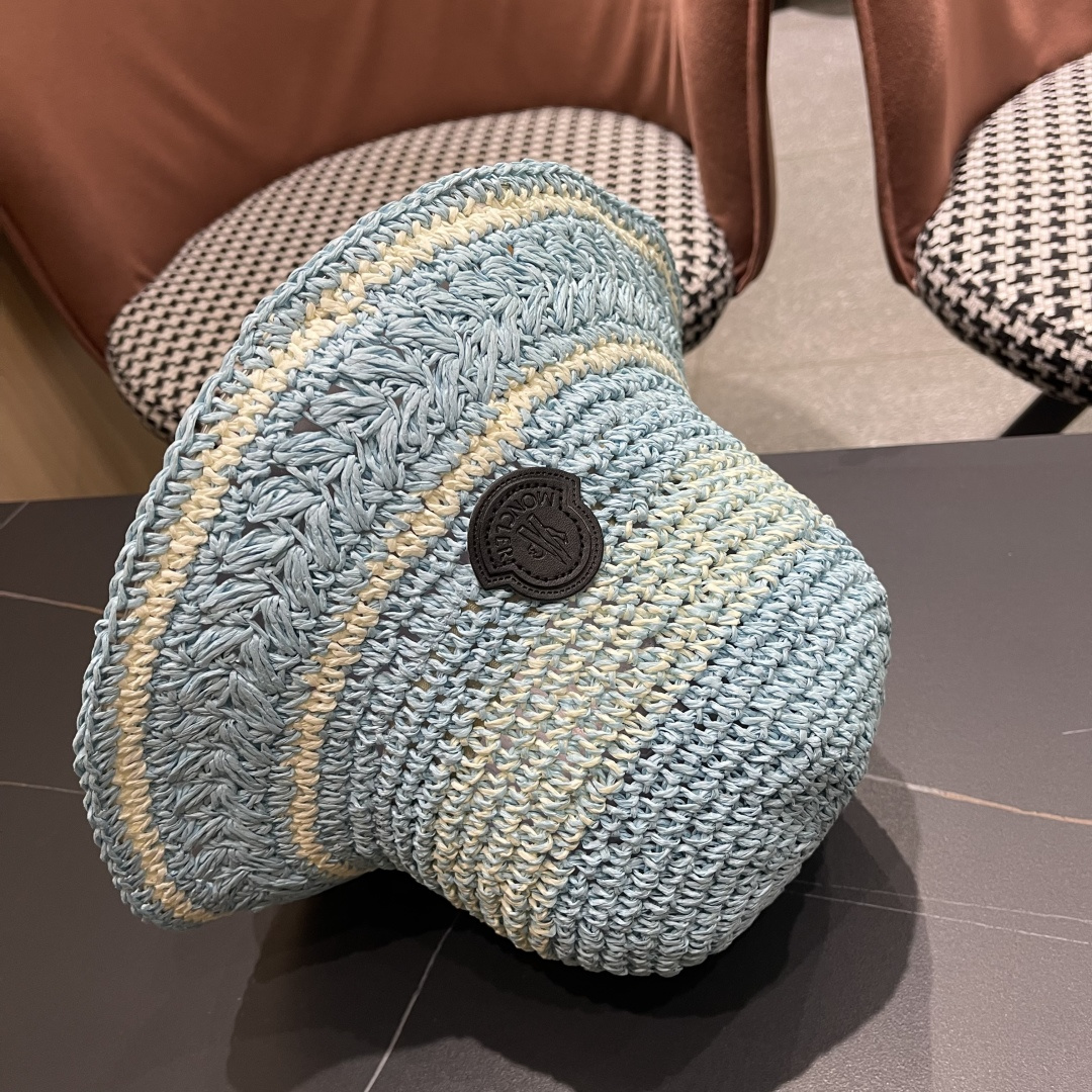  （蒙囗MONCLER海边度假条纹手工编织渔夫帽女夏法式镂空大帽檐遞阳防晒草帽
