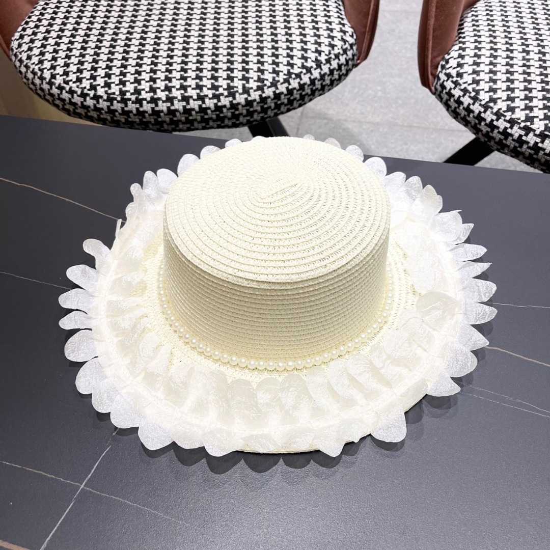  chanel香夸儿。2025新款法式蕾丝蝴蝶结包边草编平顶礼帽女夏夭出游放紫外线遮阳大沿草帽