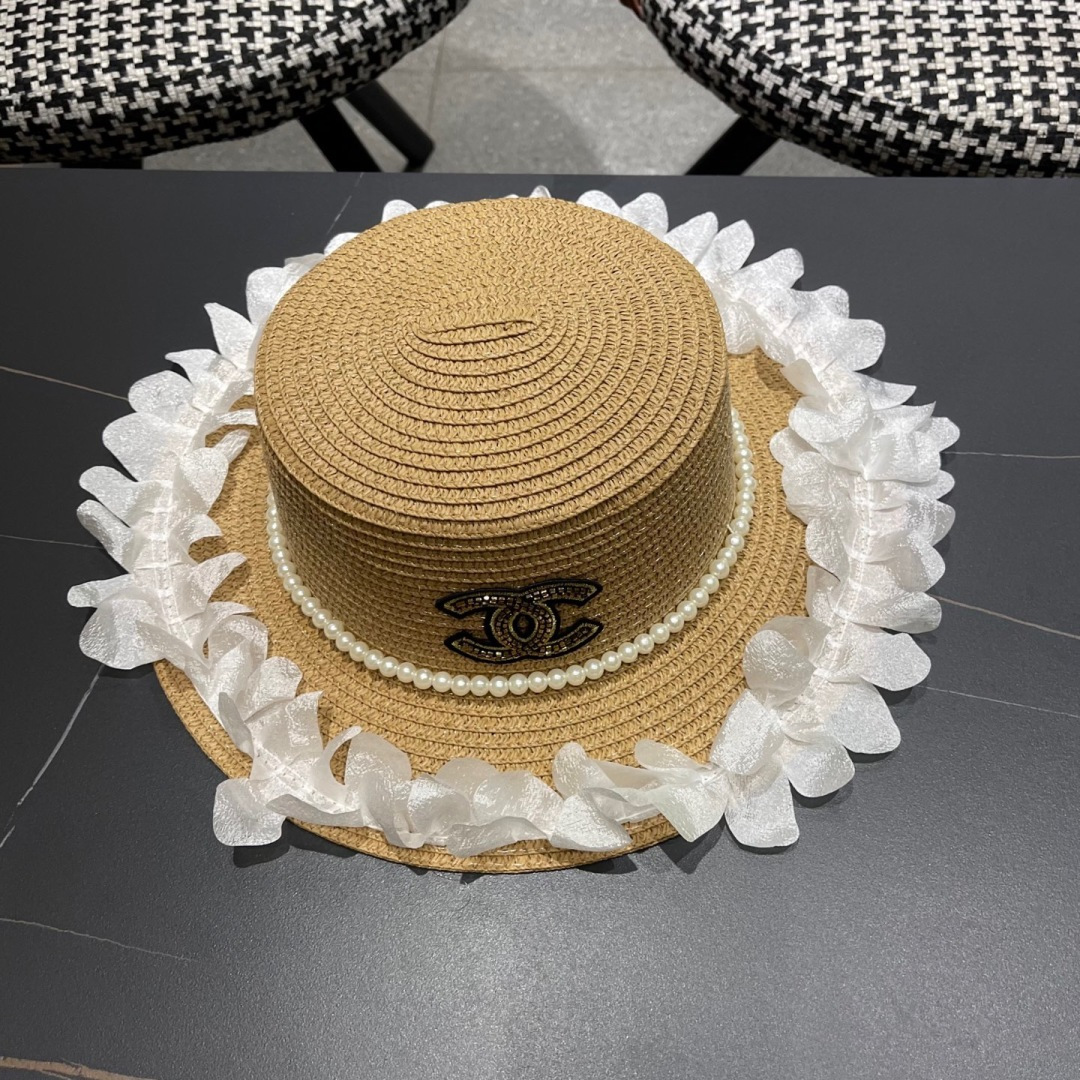  chanel香夸儿。2025新款法式蕾丝蝴蝶结包边草编平顶礼帽女夏夭出游放紫外线遮阳大沿草帽