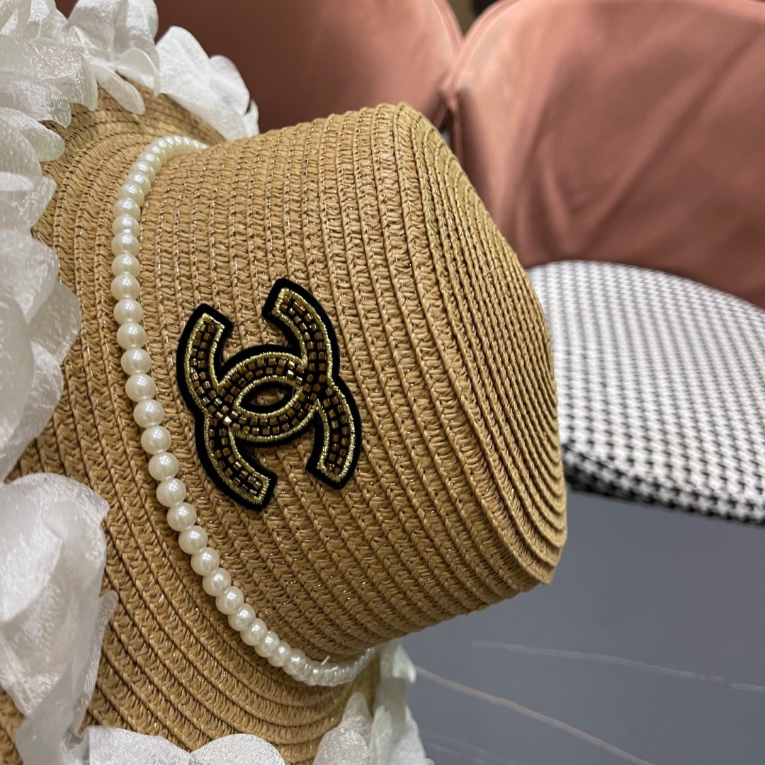  chanel香夸儿。2025新款法式蕾丝蝴蝶结包边草编平顶礼帽女夏夭出游放紫外线遮阳大沿草帽