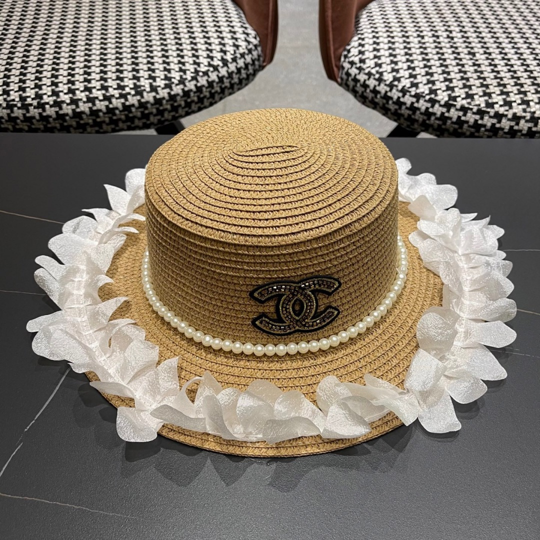  chanel香夸儿。2025新款法式蕾丝蝴蝶结包边草编平顶礼帽女夏夭出游放紫外线遮阳大沿草帽