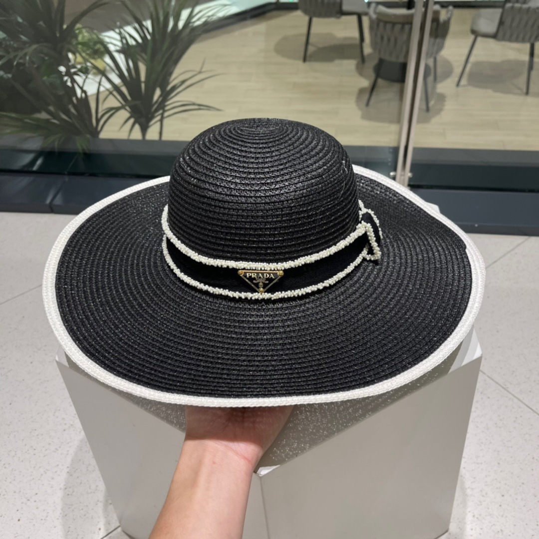  PRADA普拉达 新款大沿织带款草帽，旅行必备，超好搭配，赶紧入手！