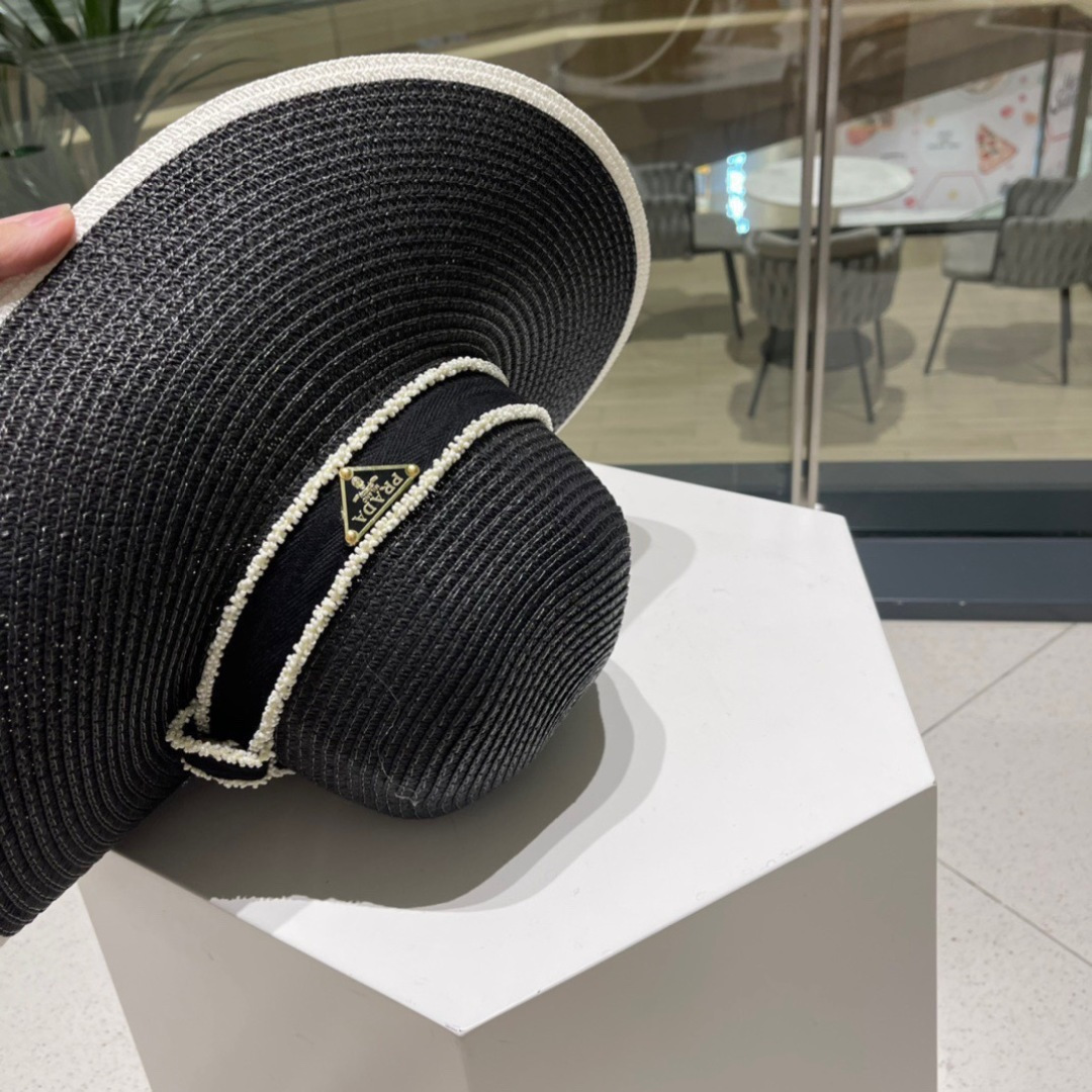  PRADA普拉达 新款大沿织带款草帽，旅行必备，超好搭配，赶紧入手！