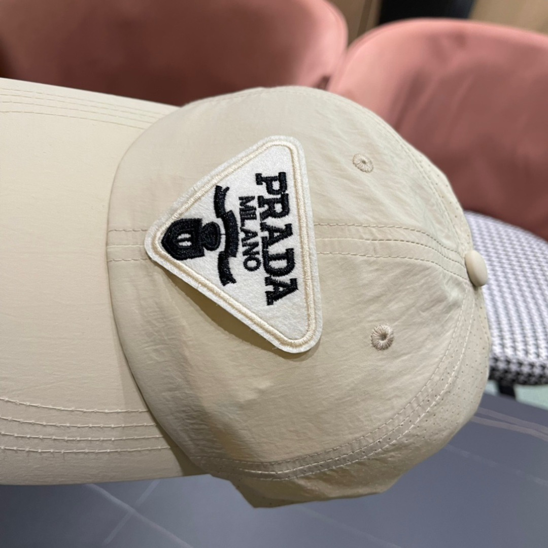  Prada普拉达 2025早春新款超薄透气款棒球帽，经典款男女通用