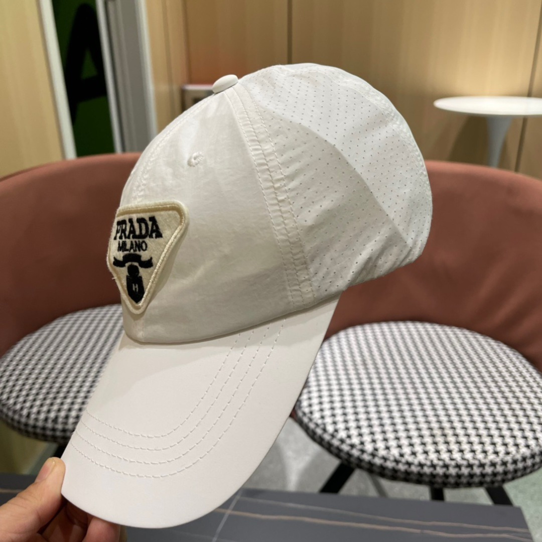  Prada普拉达 2025早春新款超薄透气款棒球帽，经典款男女通用