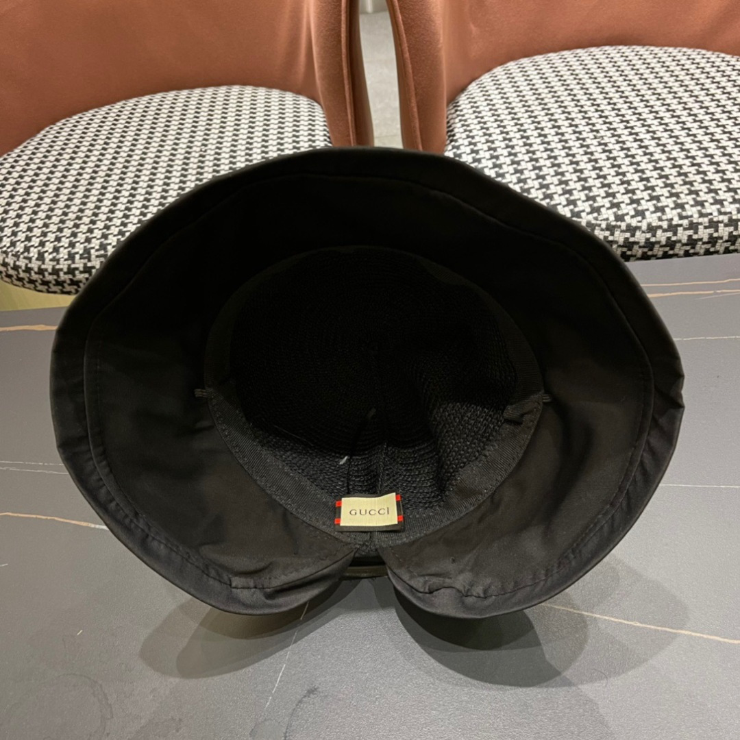 
古奇GUCCI渔夫帽原单品质火爆来袭 🔥🎩 工艺非常精美 高档大气上档次！低调奢华，方便携带！跑量！