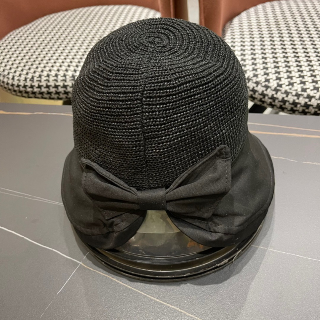 
古奇GUCCI渔夫帽原单品质火爆来袭 🔥🎩 工艺非常精美 高档大气上档次！低调奢华，方便携带！跑量！