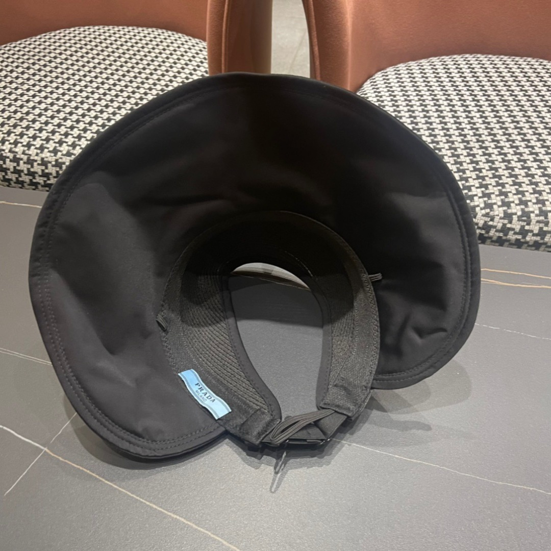 【Chanel香奈儿】2025夏款空顶遮阳渔夫帽🌈 浪漫沙滩款！出街必备