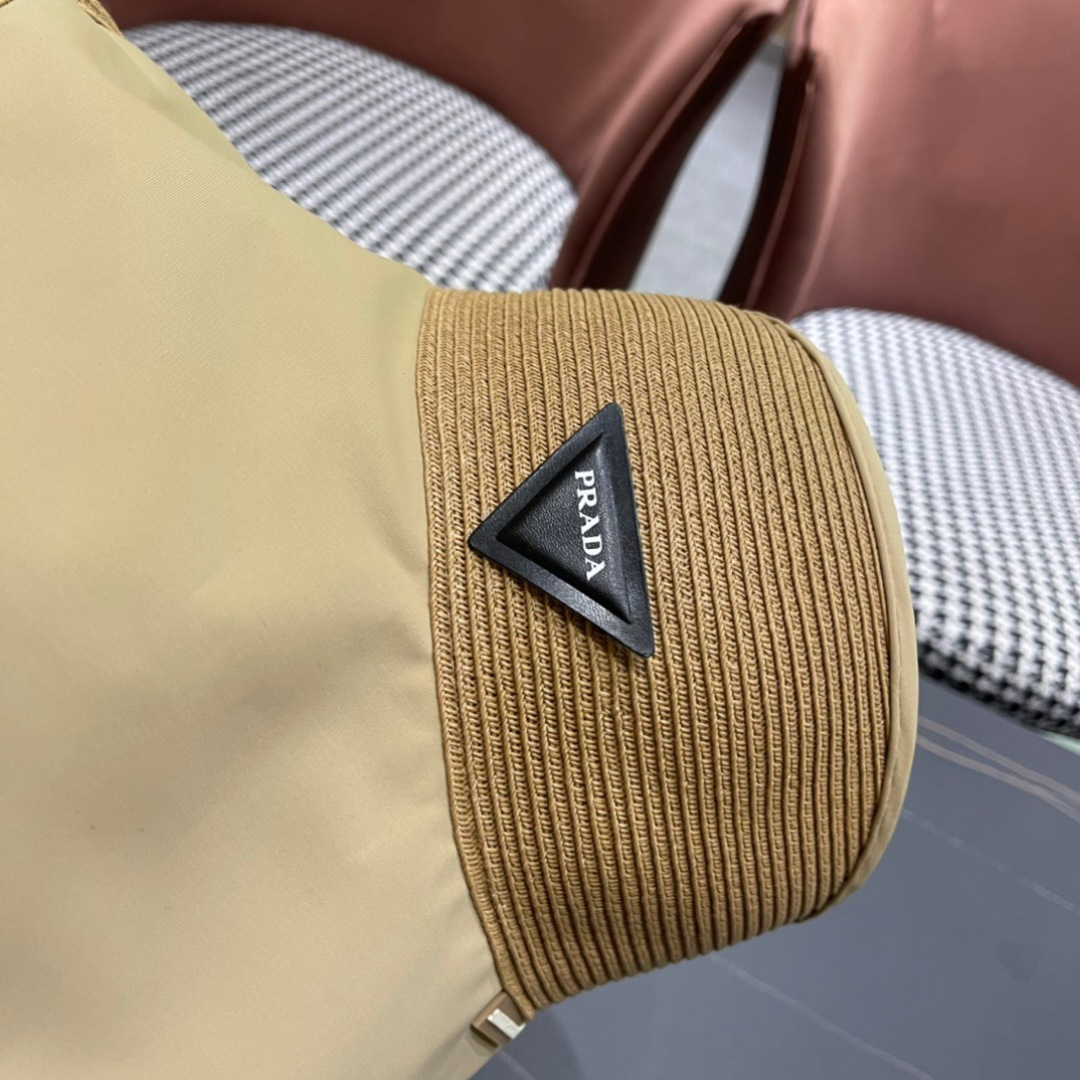 【Chanel香奈儿】2025夏款空顶遮阳渔夫帽🌈 浪漫沙滩款！出街必备