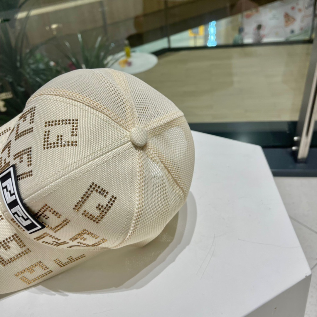  FENDI芬迪 老花系列棒球帽🧢 经典FF中古单品，气质穿搭单品，质量杠杠强