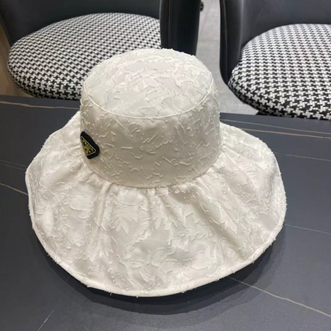  普拉达PrADA遮阳帽女防晒遮阳渔夫帽韩版字母折边百搭户外出游太阳帽