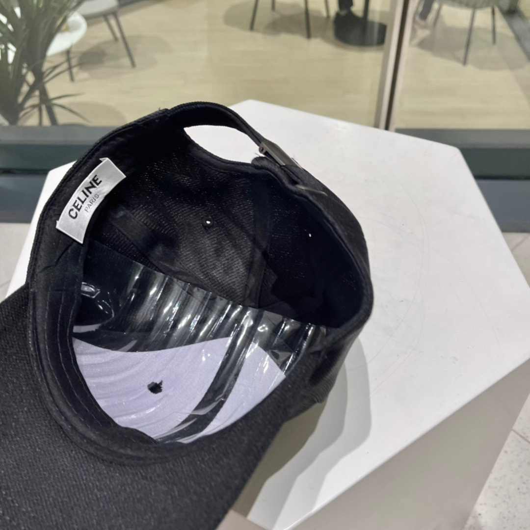 CELIN 赛琳ss新款凯旋门刺绣棒球帽🧢帽型完全按照定做。凯旋门图案章仔区别市面版本，大小及圈圈毛质感