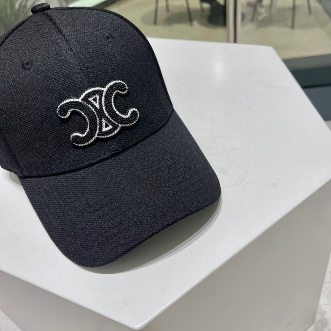 CELIN 赛琳ss新款凯旋门刺绣棒球帽🧢帽型完全按照定做。凯旋门图案章仔区别市面版本，大小及圈圈毛质感