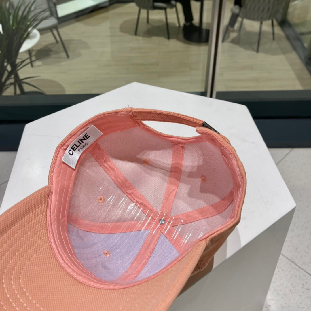 CELIN 赛琳ss新款凯旋门刺绣棒球帽🧢帽型完全按照定做。凯旋门图案章仔区别市面版本，大小及圈圈毛质感