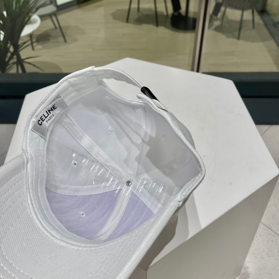 CELIN 赛琳ss新款凯旋门刺绣棒球帽🧢帽型完全按照定做。凯旋门图案章仔区别市面版本，大小及圈圈毛质感