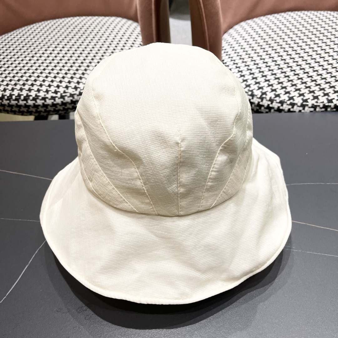 💛【CHANEL香奈儿】2025 新款夏季不规则小香风简约渔夫帽🌈 经典百搭休闲～洋气好看！