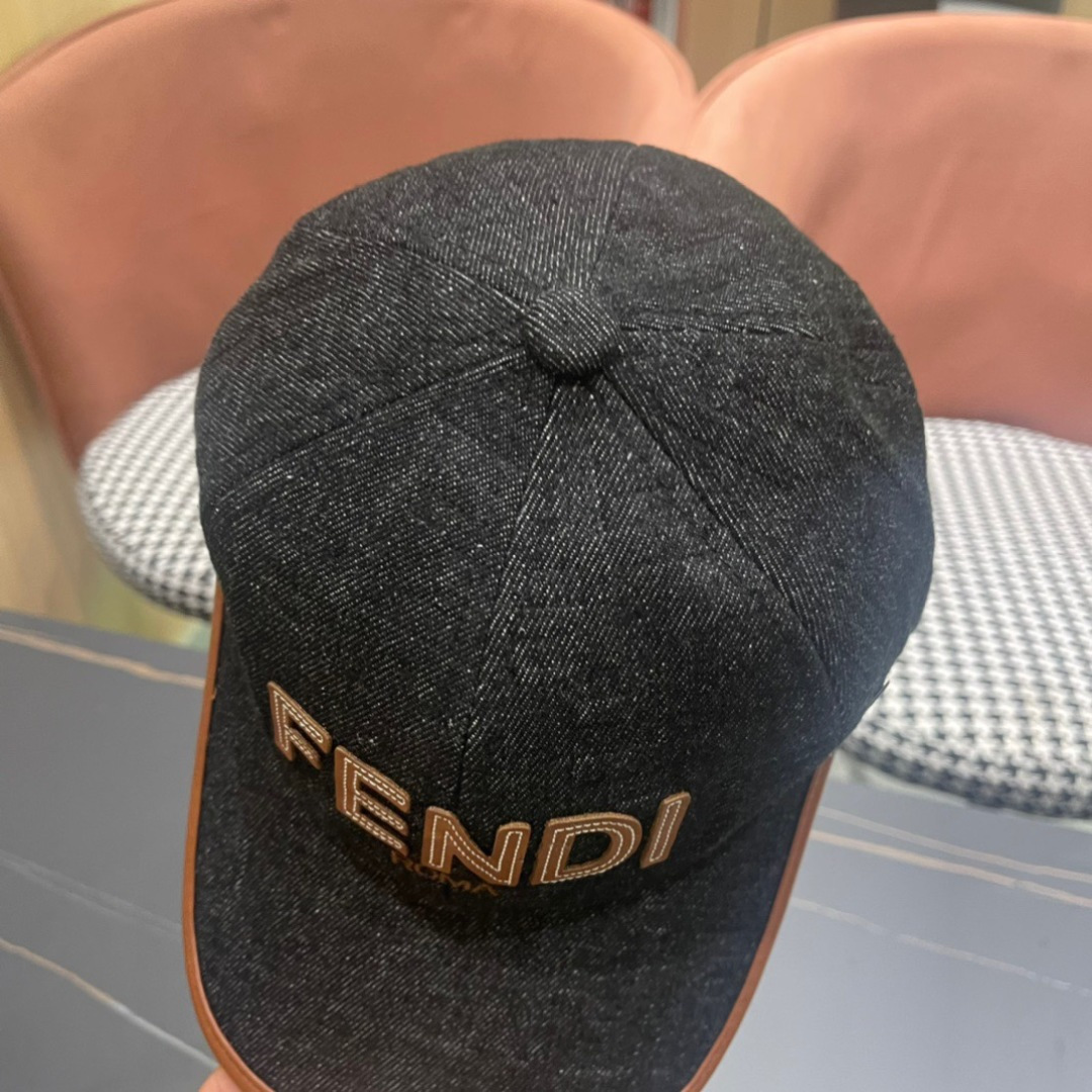   FENDI芬迪，2025新品棒球帽 代购版本！时尚潮流，高端做工！
