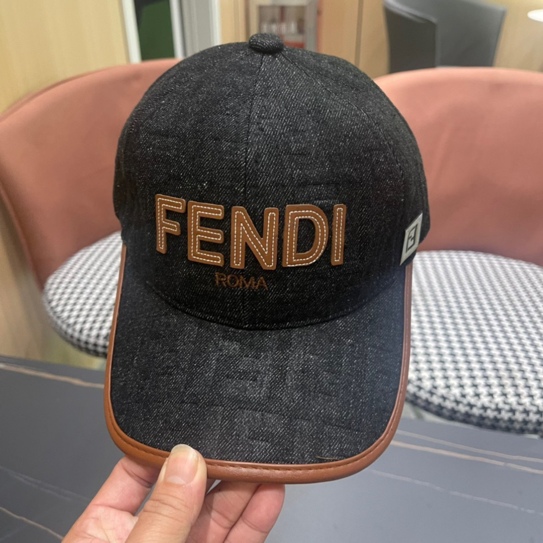   FENDI芬迪，2025新品棒球帽 代购版本！时尚潮流，高端做工！
