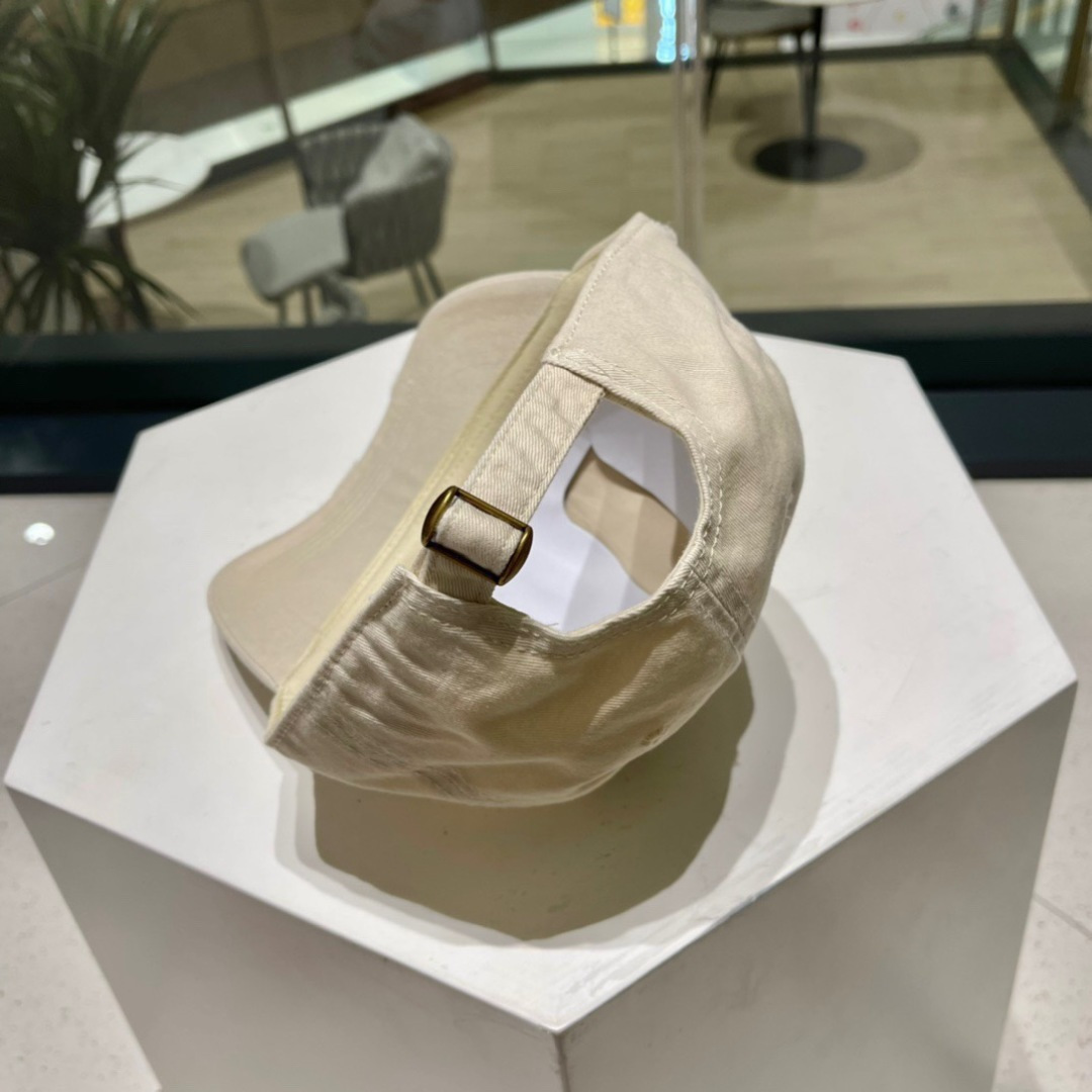  香奈儿CHANEL 新品棒球帽，logo小香经典简约，时尚休闲设计 跑量新品