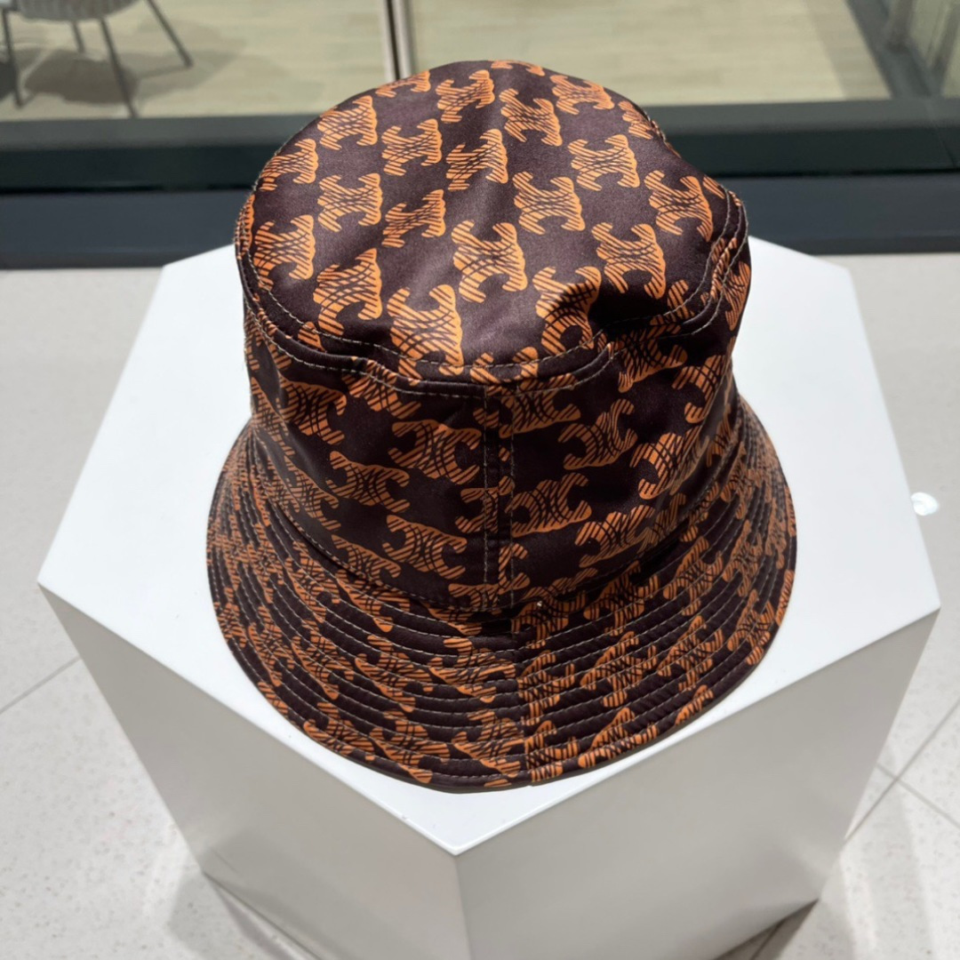   【CELINE赛琳】新款渔夫帽，细节满分，超大牌 好搭！