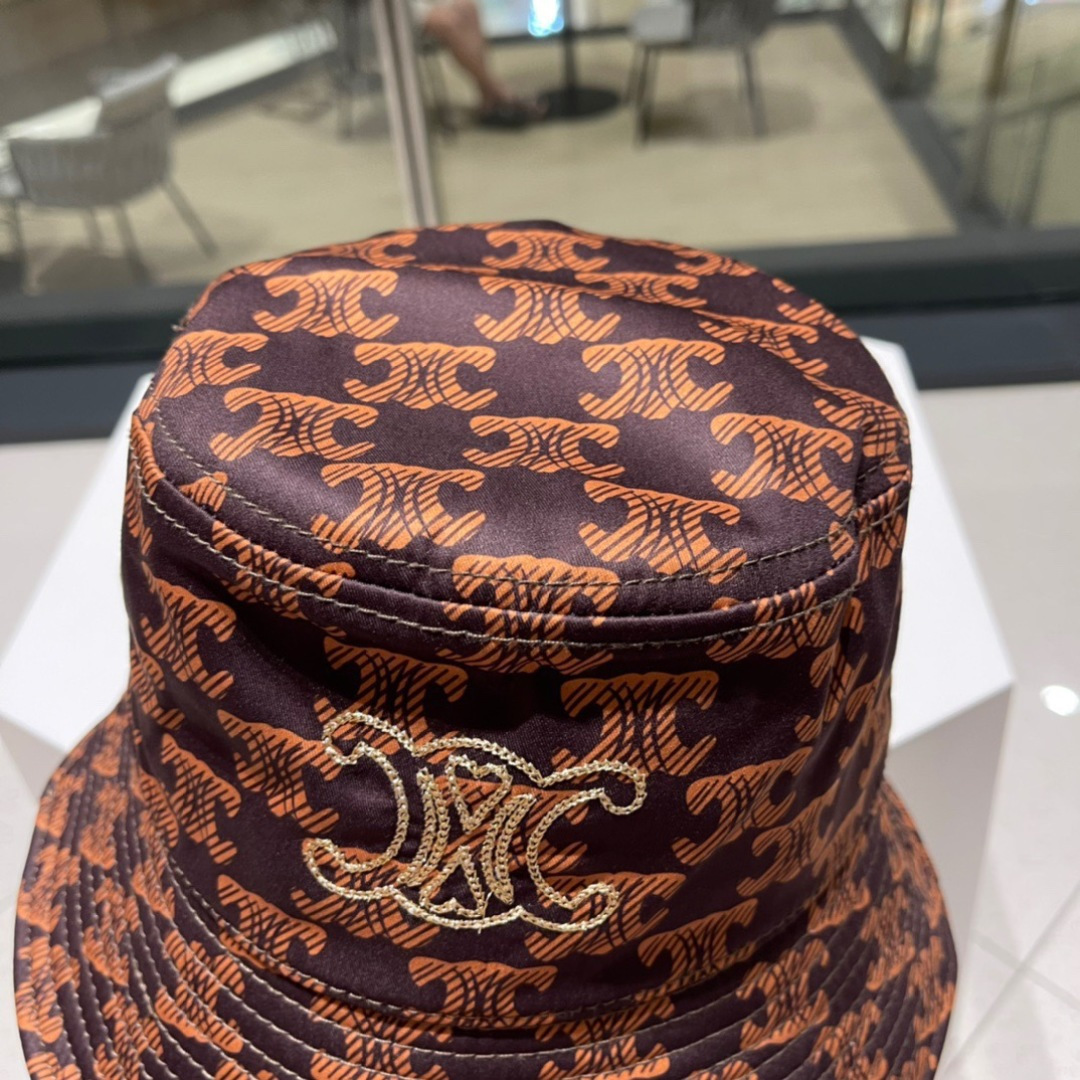   【CELINE赛琳】新款渔夫帽，细节满分，超大牌 好搭！