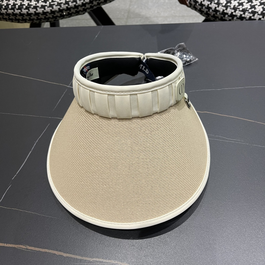  迪奥Dior新款大帽檐防晒帽空顶草帽遮阳帽女春夏防
紫外线太阳帽沙滩帽 回购率100%