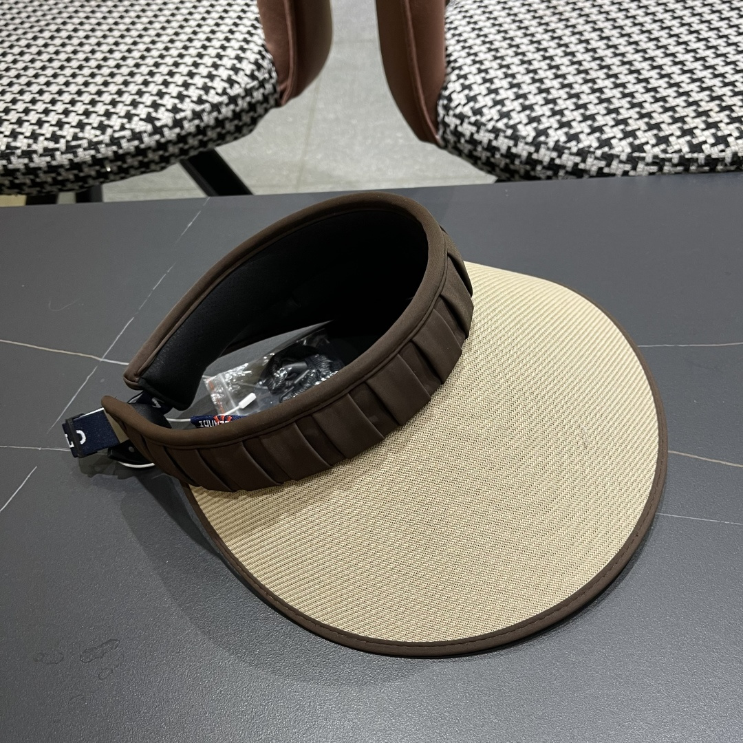  迪奥Dior新款大帽檐防晒帽空顶草帽遮阳帽女春夏防
紫外线太阳帽沙滩帽 回购率100%