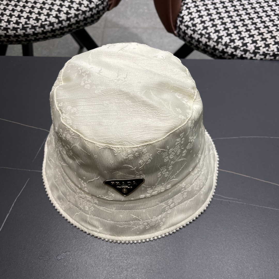  PRADA普拉达国风珍珠边渔夫帽子女 2025新款夏季百搭品脸小盆帽岀游防晒遞阳