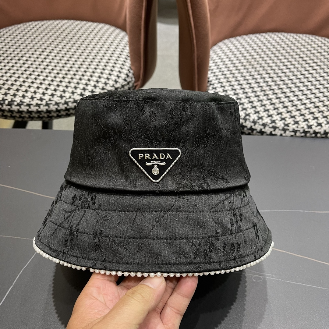  PRADA普拉达国风珍珠边渔夫帽子女 2025新款夏季百搭品脸小盆帽岀游防晒遞阳