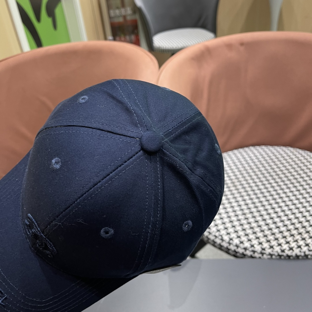  CHANEL香奈儿】2025新款新品系列棒球帽，爆款，大牌同步，超好搭配，出货！

​