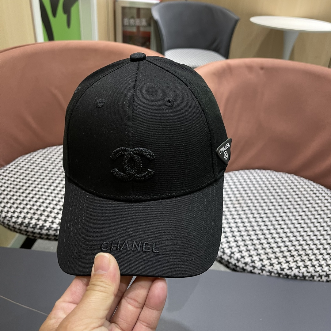 CHANEL香奈儿】2025新款新品系列棒球帽，爆款，大牌同步，超好搭配，出货！

​