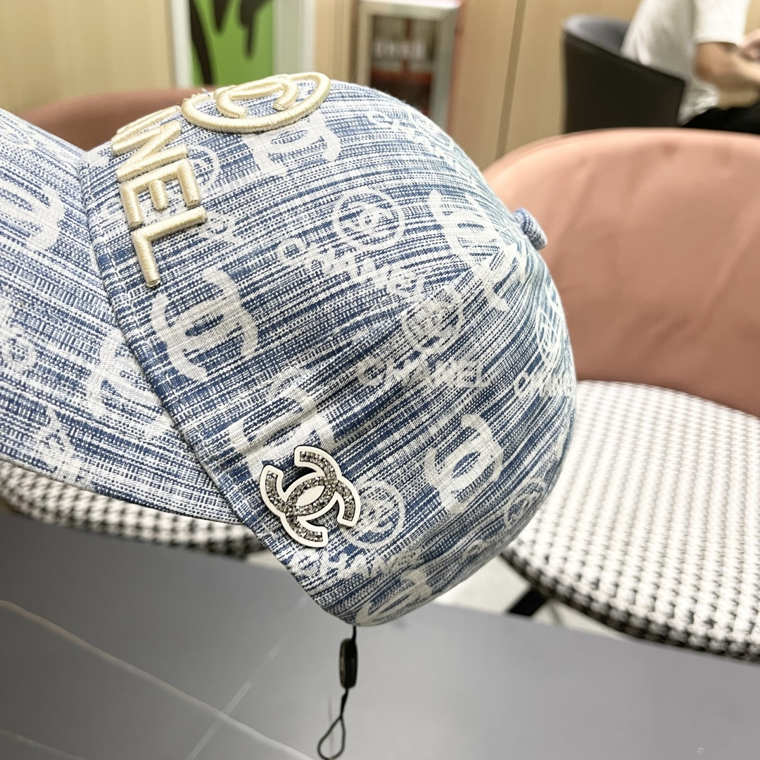  Chanel(香奈儿)新款原单棒球帽， 专柜11开模订制，轻盈透气！质量超赞，基础头围56，贴片可调节