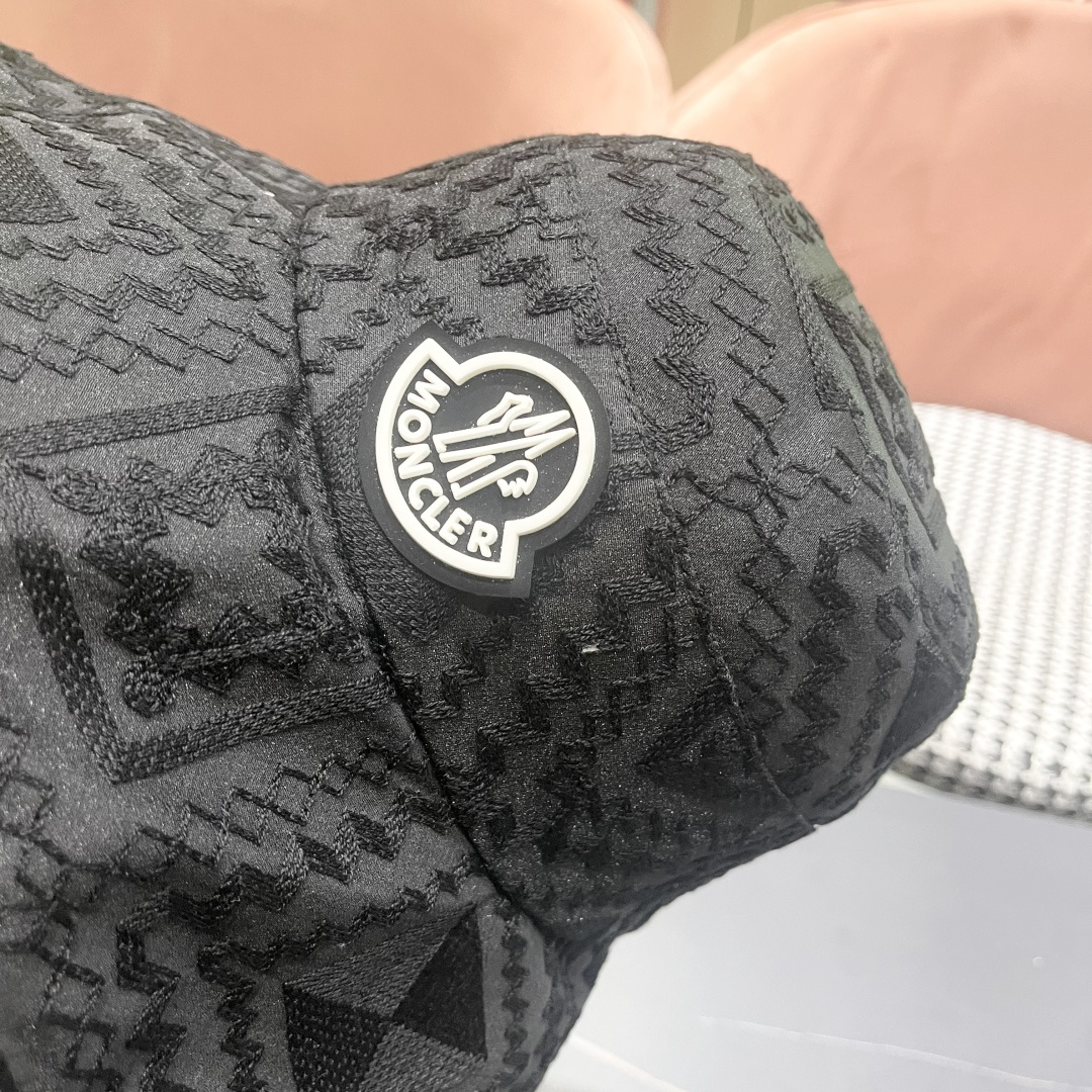  蒙口MONCLER 春夏新款渔夫帽女日系文艺韩版百搭宽