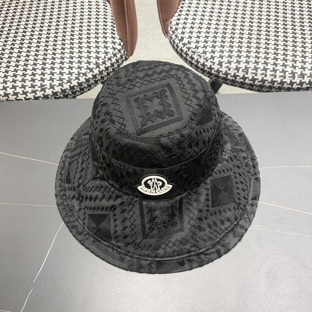  蒙口MONCLER 春夏新款渔夫帽女日系文艺韩版百搭宽