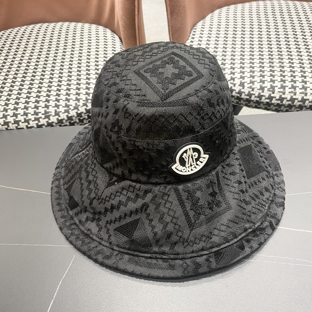  蒙口MONCLER 春夏新款渔夫帽女日系文艺韩版百搭宽