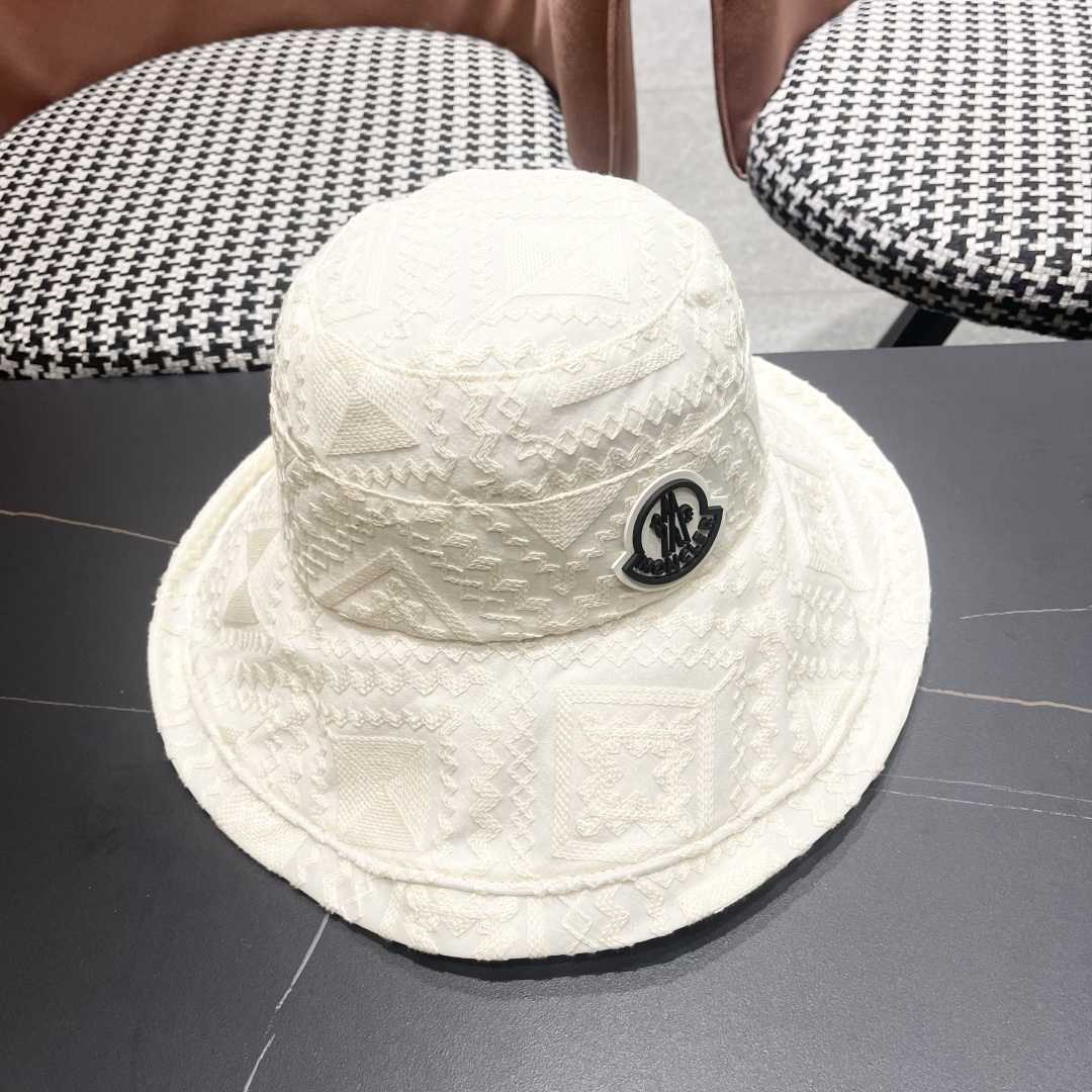  蒙口MONCLER 春夏新款渔夫帽女日系文艺韩版百搭宽