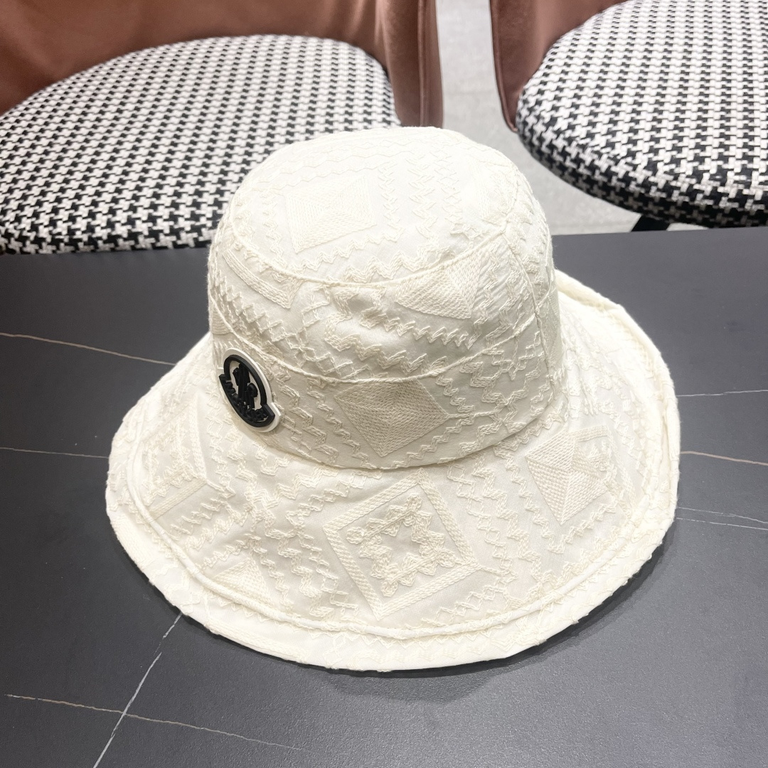  蒙口MONCLER 春夏新款渔夫帽女日系文艺韩版百搭宽